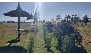 EXCELENTES DEPARTAMENTOS 2 AMBIENTES EN VENTA, BARRIO PRIVADO