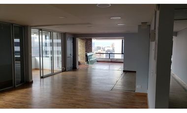 Arriendo Oficina en Av. Chile, Bogotá