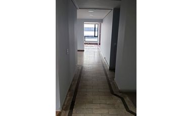 Arriendo Oficina en Av. Chile, Bogotá