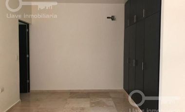 Venta de Edificio con 4 departamentos en Calle Cuauhtémoc, Col. Centro, Coatzacoalcos, Ver.