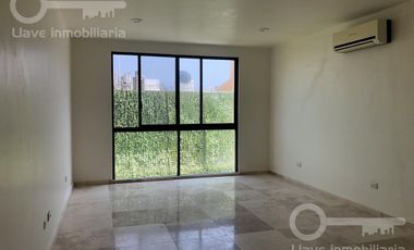 Venta de Edificio con 4 departamentos en Calle Cuauhtémoc, Col. Centro, Coatzacoalcos, Ver.