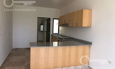 Venta de Edificio con 4 departamentos en Calle Cuauhtémoc, Col. Centro, Coatzacoalcos, Ver.