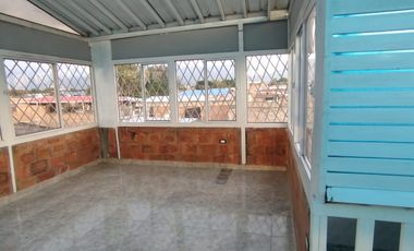 casa en venta en urb. siete de agosto. Cod V3083