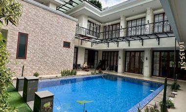 Disewakan Rumah Mewah Posisi Hook Cluster Elit Di Bukit Menteng