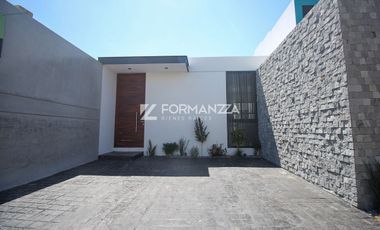 Casa en Venta en Rincón del Colibrí, Colima