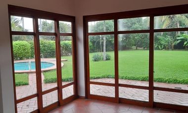 casa en arriendo en trapiches ii. Cod A11058