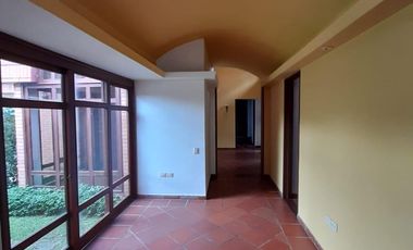 casa en arriendo en trapiches ii. Cod A11058