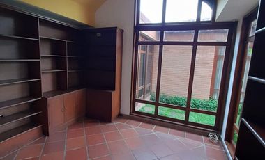 casa en arriendo en trapiches ii. Cod A11058
