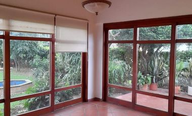 casa en arriendo en trapiches ii. Cod A11058