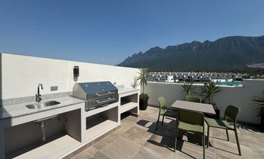 CASA EN VENTA EN ZONA CUMBRES DE 3 NIVELES