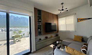 CASA EN VENTA EN ZONA CUMBRES DE 3 NIVELES