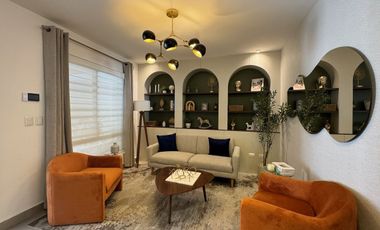 CASA EN VENTA EN ZONA CUMBRES DE 3 NIVELES