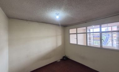 casa en venta en catalina-kennedy. Cod V4600602