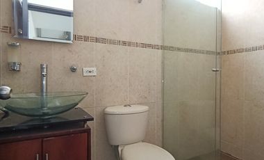 casa en venta en el bosque. Cod V31660