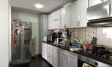 casa en venta en el bosque. Cod V31660