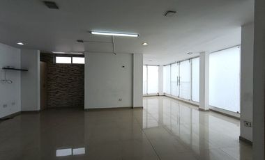 casa en venta en el bosque. Cod V31660