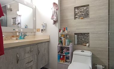 casa en venta en el bosque. Cod V31660