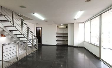 casa en venta en el bosque. Cod V31660