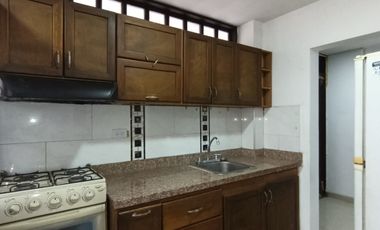 casa en venta en el bosque. Cod V31660