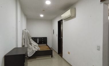 casa en venta en el bosque. Cod V31660