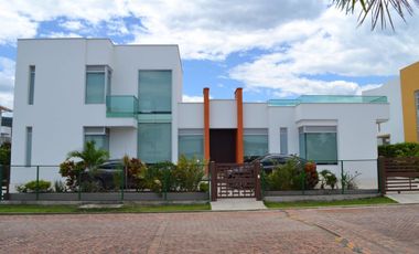 Casa Campestre en Anapoima Cund, Exclusivo Condominio