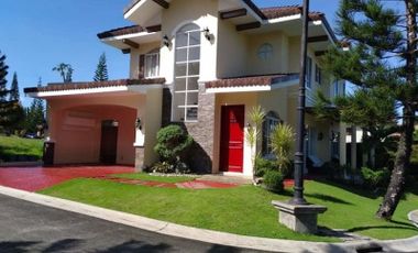 Single Attached House in Portofino Alabang