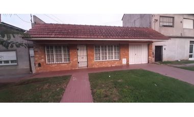 casa en lote propio 3 amb con cochera