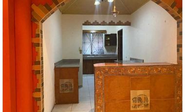VENDO CASA DE SEGUNDA EN LOS ALGARROBOS