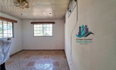 VENDO CASA DE SEGUNDA EN LOS ALGARROBOS