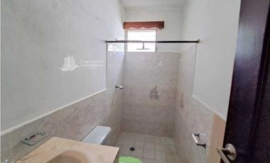 VENDO CASA DE SEGUNDA EN LOS ALGARROBOS