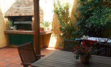 PH con doble patio y parrilla- Quilmes Centro