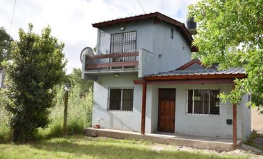 CASA CON PARQUE