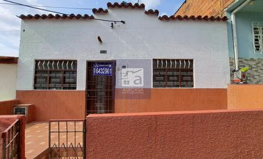 COD. 3506 - SE ARRIENDA CASA - BARRIO: VILLABEL
