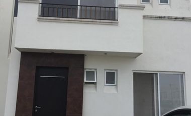 CASA EN RENTA EN COTO AL NORTE DE AGUASCALIENTES