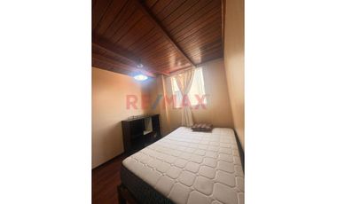 Departamento -Alquiler- Chorrillos Amoblado - 6To Piso Con Escaleras