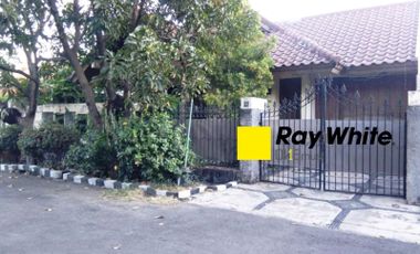 Dijual Rumah 1,5 Lantai Jl. Rungkut Asri Barat, Surabaya