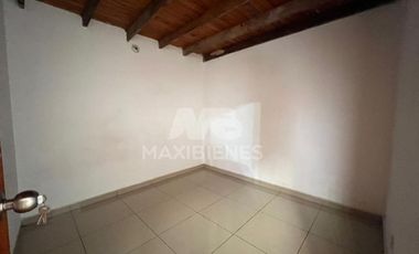 casa en arriendo en la paz. Cod A58205