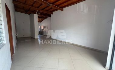 casa en arriendo en la paz. Cod A58205