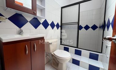 casa en arriendo en la paz. Cod A58205