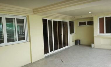 5BR Condo Unit for Sale in Cleveland Tower, Paranaque City