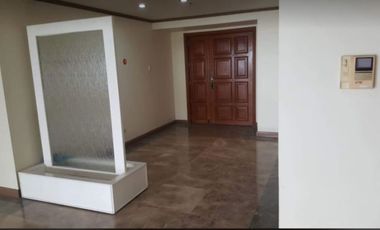 5BR Condo Unit for Sale in Cleveland Tower, Paranaque City