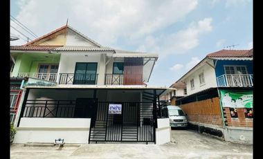 2 Bedroom Townhouse for sale in Khlong Sam, Pathum Thani