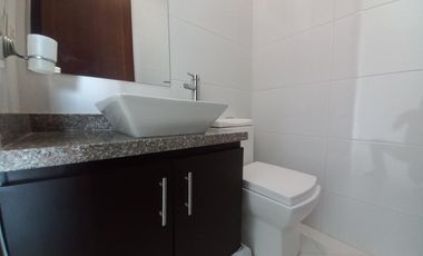 apartamento en arriendo/venta en vista hermosa del vergel piso 7. Cod A12845