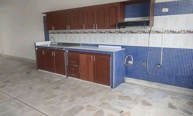 Vive en este apto con la comodidad de sus espacios en un 4 piso. Cod A21927