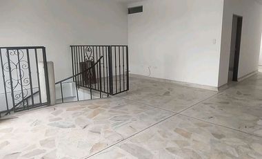 Vive en este apto con la comodidad de sus espacios en un 4 piso. Cod A21927