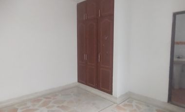 Vive en este apto con la comodidad de sus espacios en un 4 piso. Cod A21927