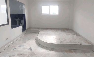 Vive en este apto con la comodidad de sus espacios en un 4 piso. Cod A21927