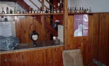 CHALET 3 DORMITORIOS APTO CREDITO -ZONA POMPEYA -MAR DEL PLATA