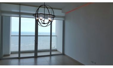 Alquilo Elegante apartamento en Costa del Este