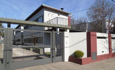 Duplex en venta en Gonnet - Dacal Bienes Raíces